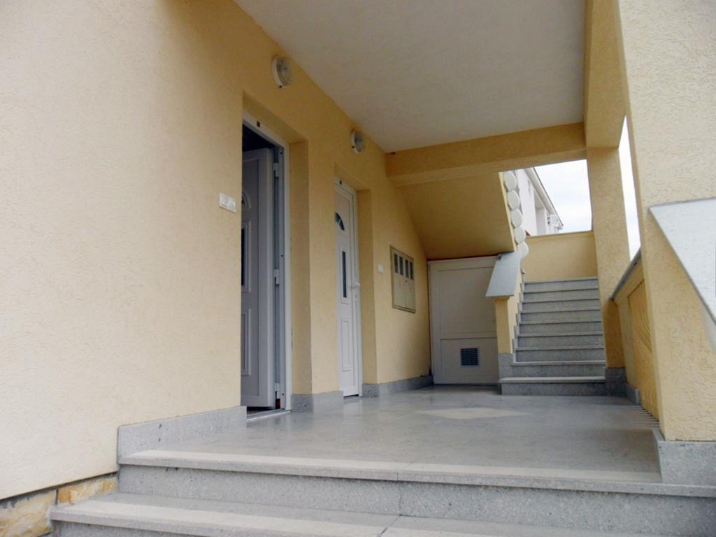 Apartments Mislav 诺瓦利娅 客房 照片