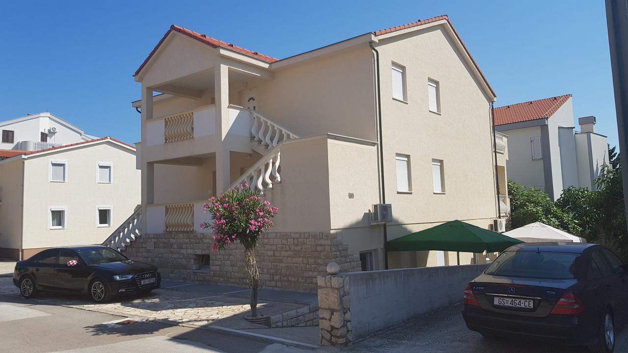 Apartments Mislav 诺瓦利娅 外观 照片