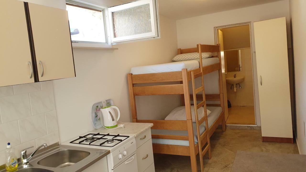 Apartments Mislav 诺瓦利娅 外观 照片