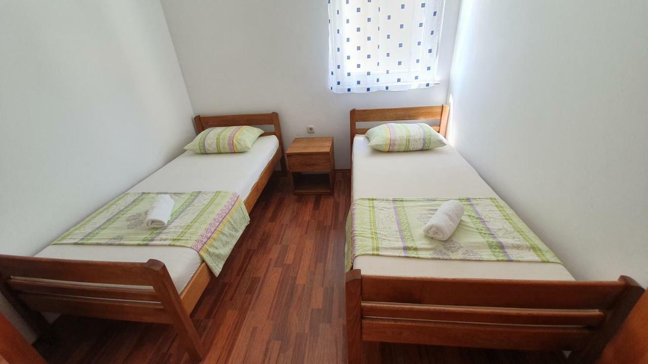 Apartments Mislav 诺瓦利娅 外观 照片